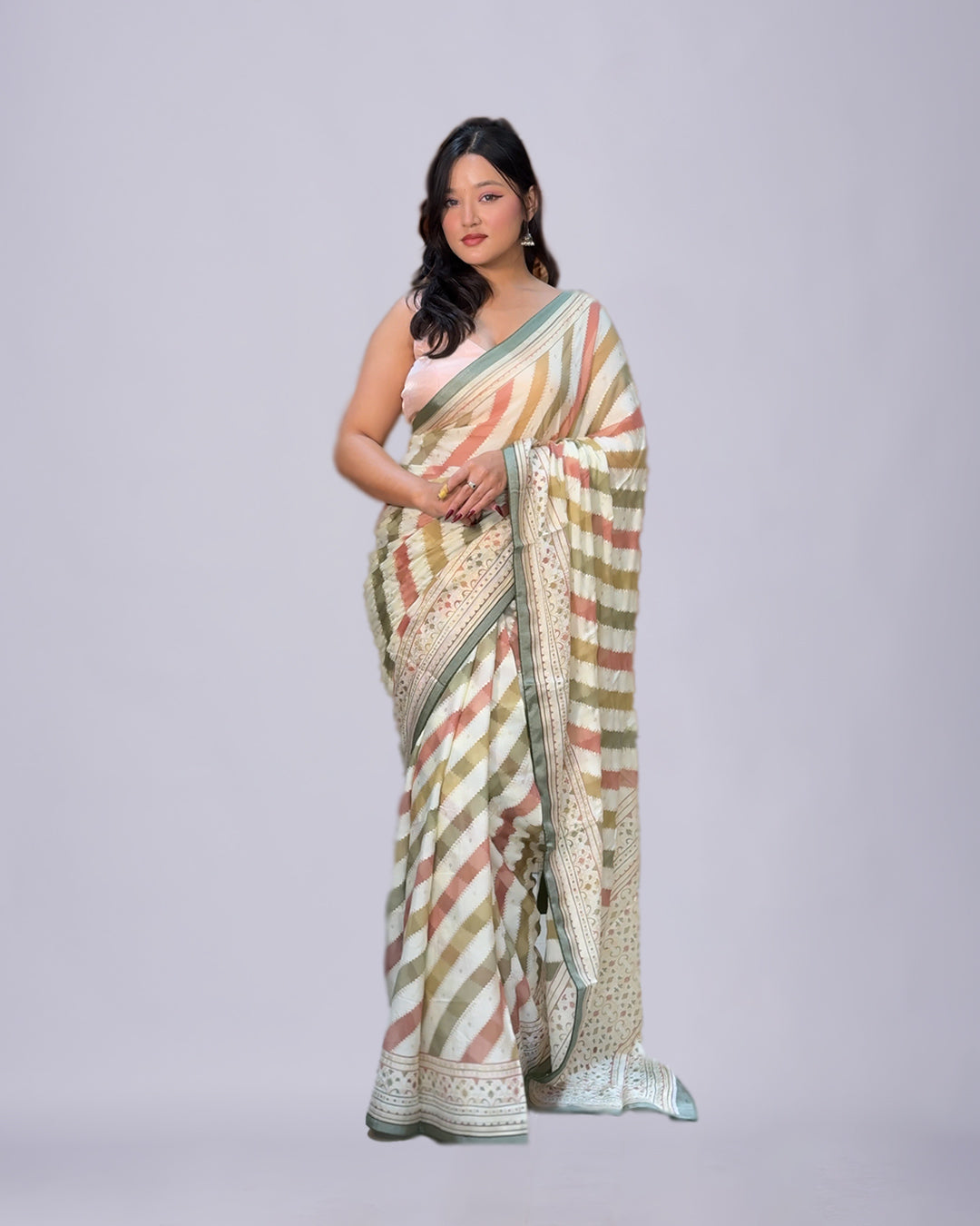 Golden Gleam – Georgette Saree