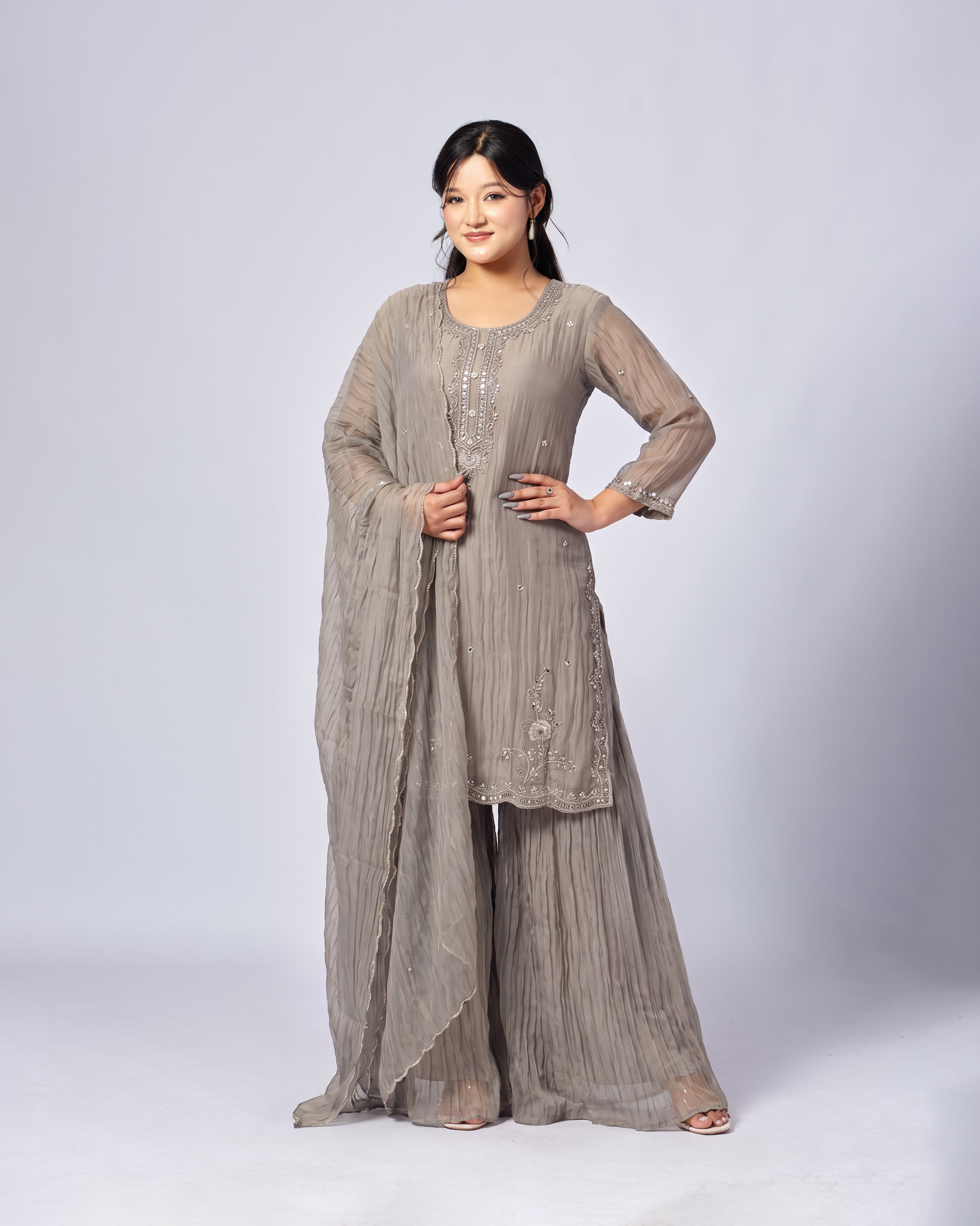 Premium Crush Silk with Handwork Set – Grey 