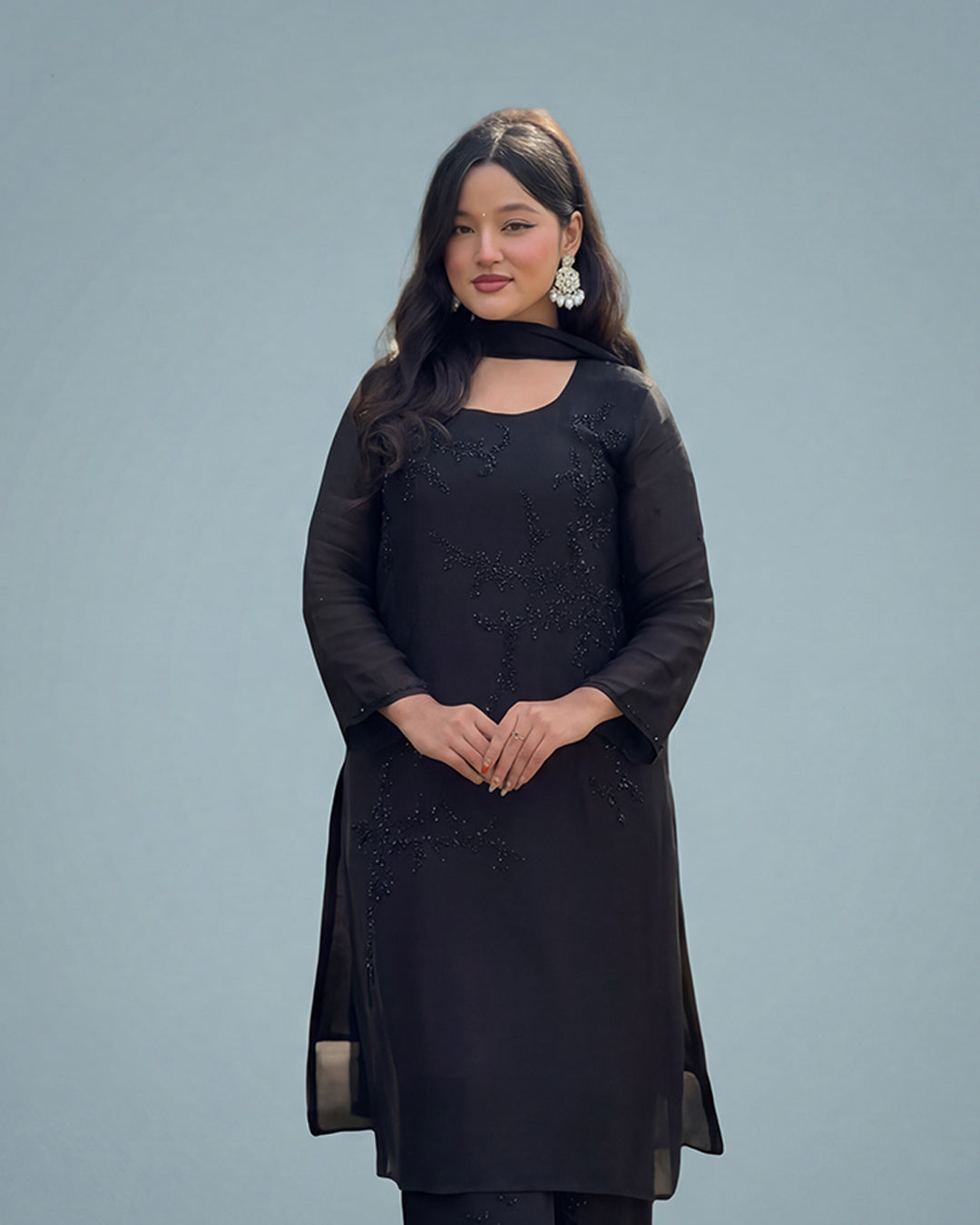 Midnight Noir Grace – Premium Chinon Silk Handwork Suit Set