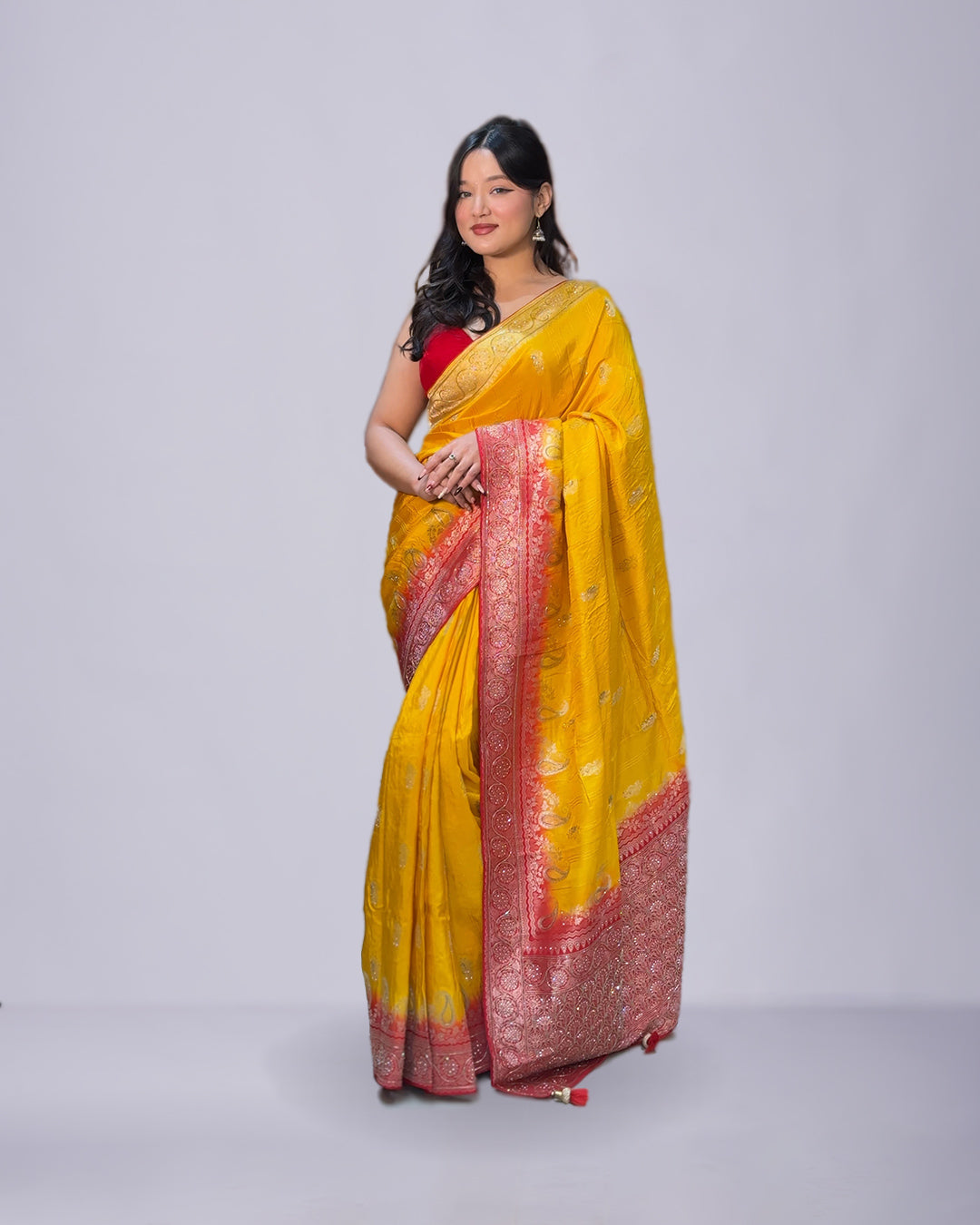 Sunlit Heritage Glow – Handwork Designer Saree