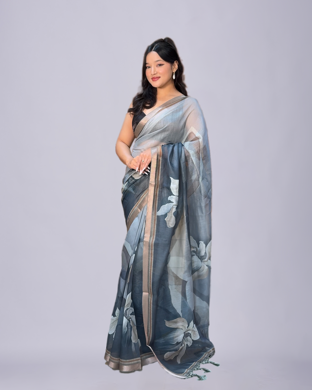 Misty Petal Grace – Premium Linen Saree