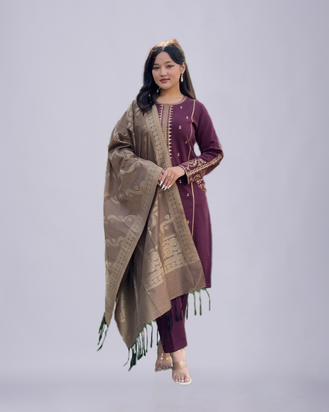 Plum Royale – Woolen Embroidered Set