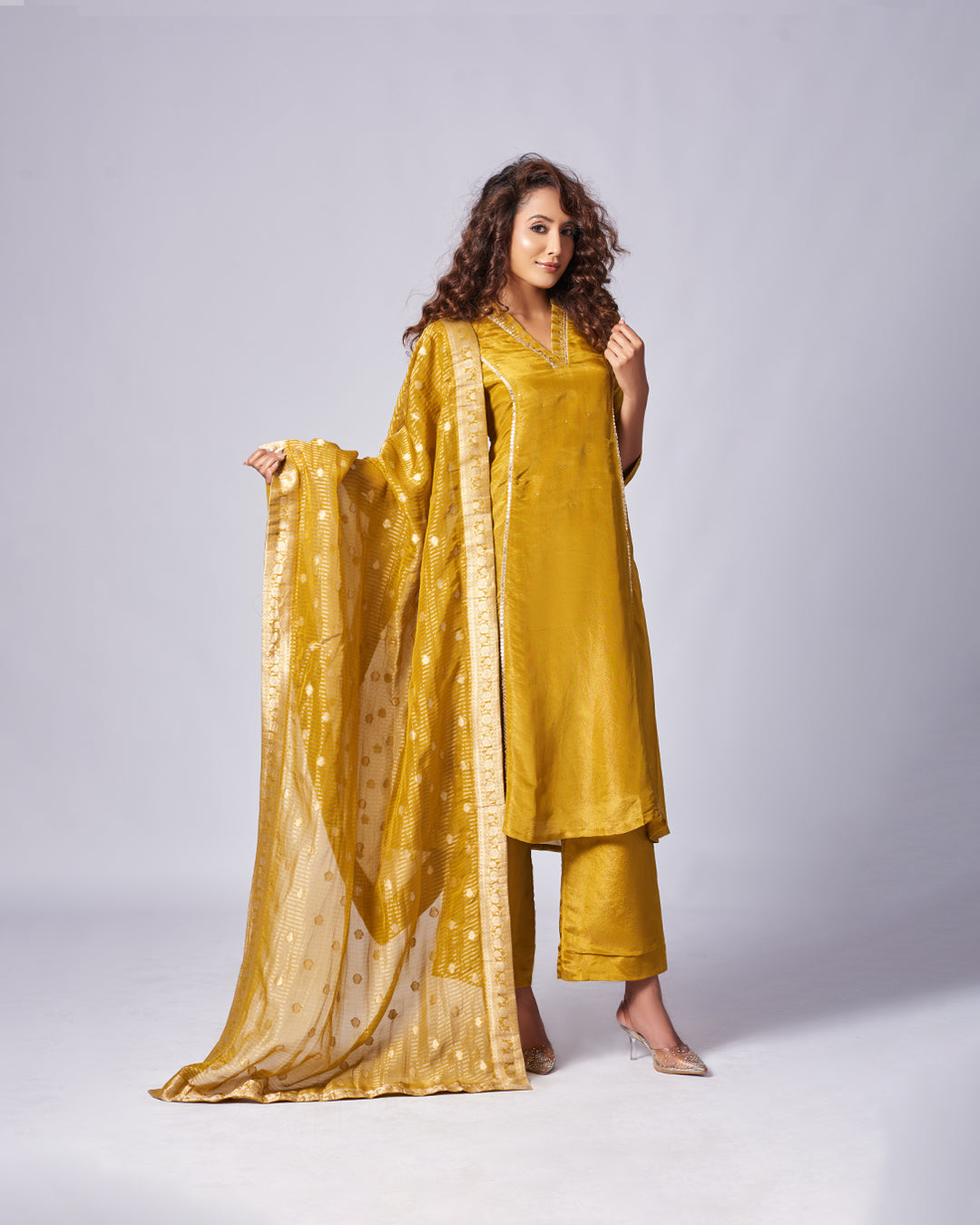 Golden Grace with a Festive Glow Kurthi Set