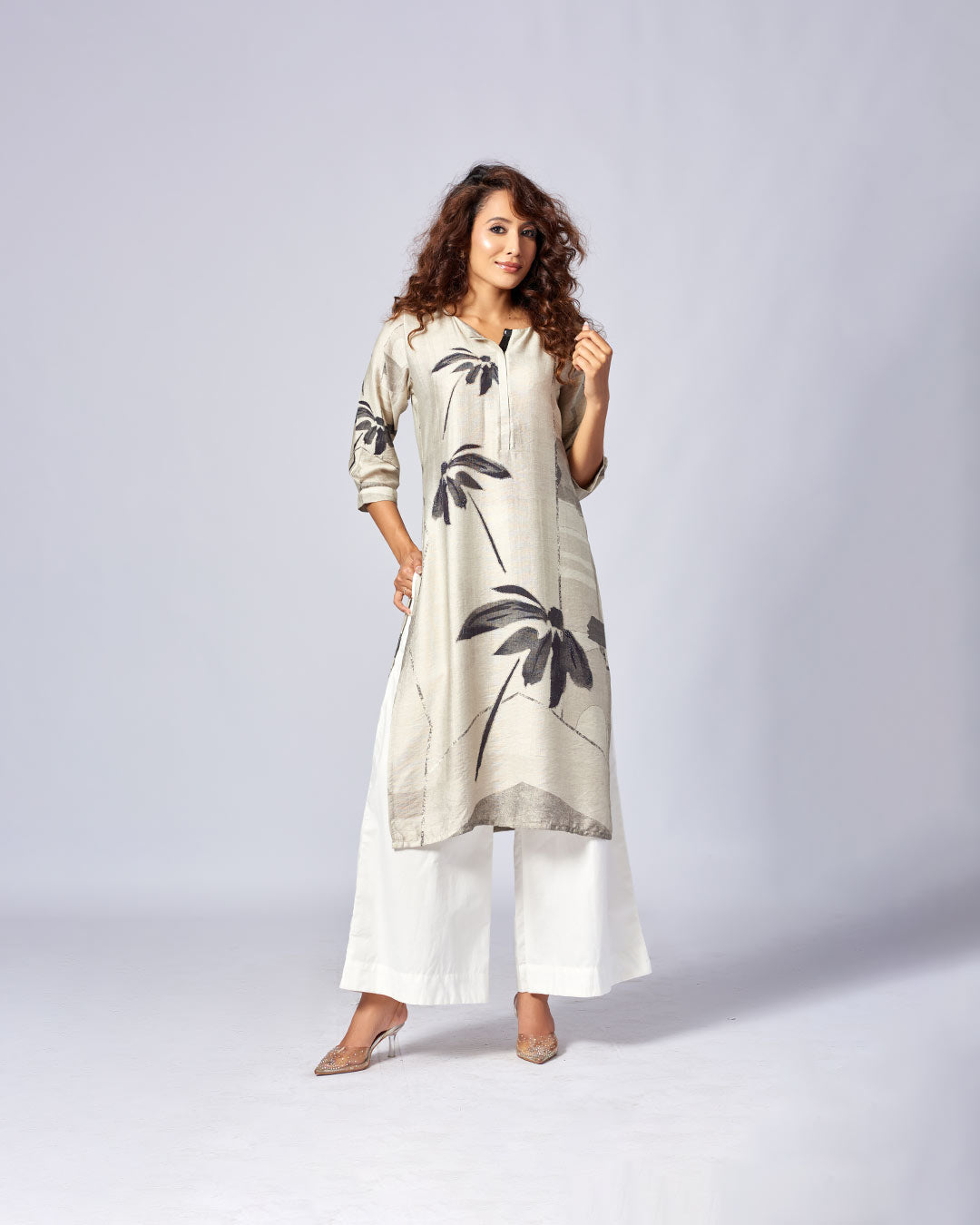 Monochrome Bloom – Printed Cotton Kurthi