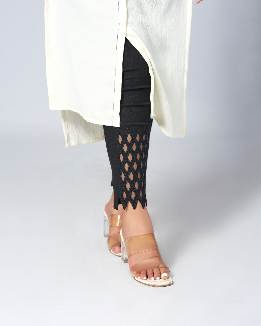 Subtle Elegance – Ivory Kurthi