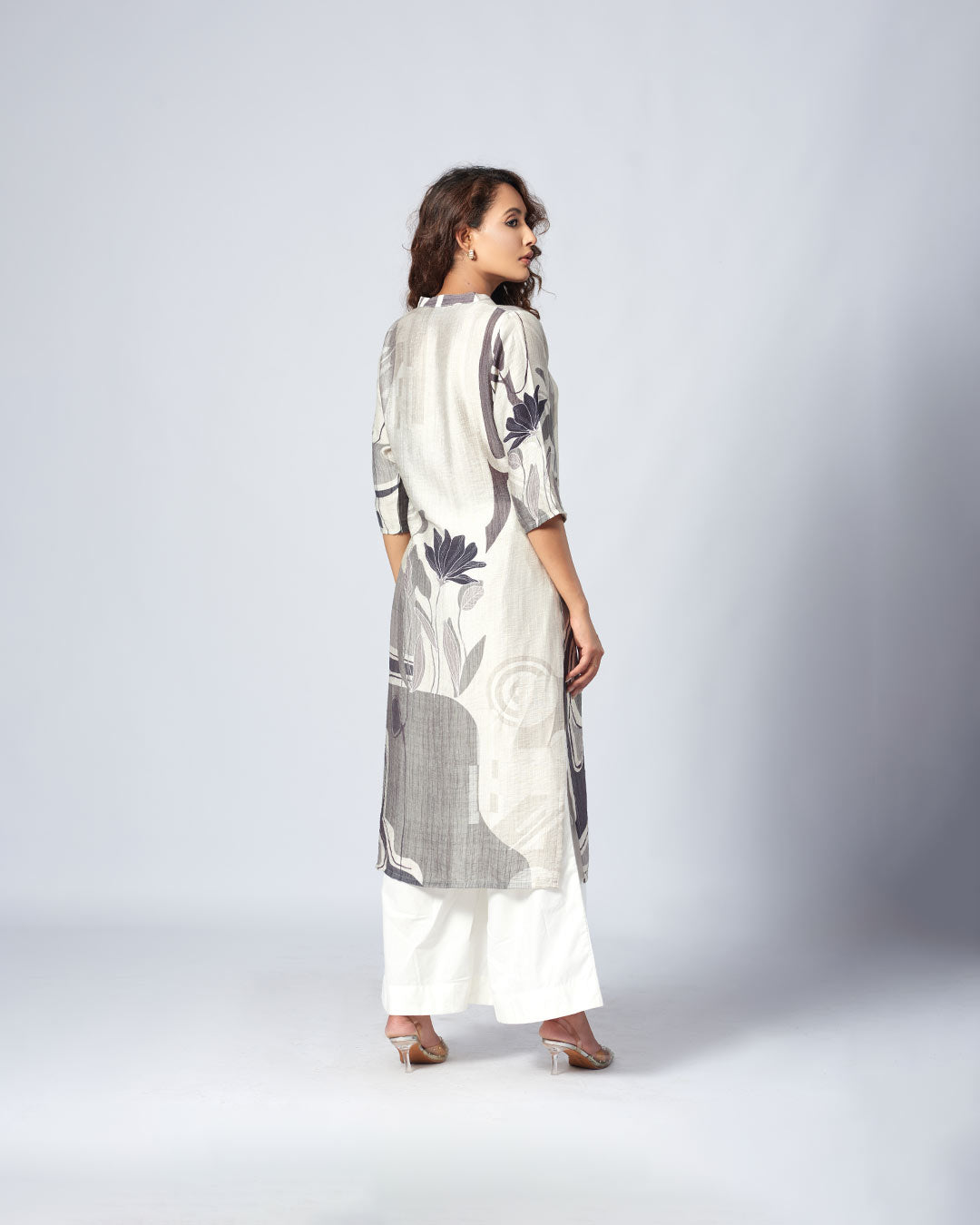 Urban Canvas – Abstract Print Kurthi