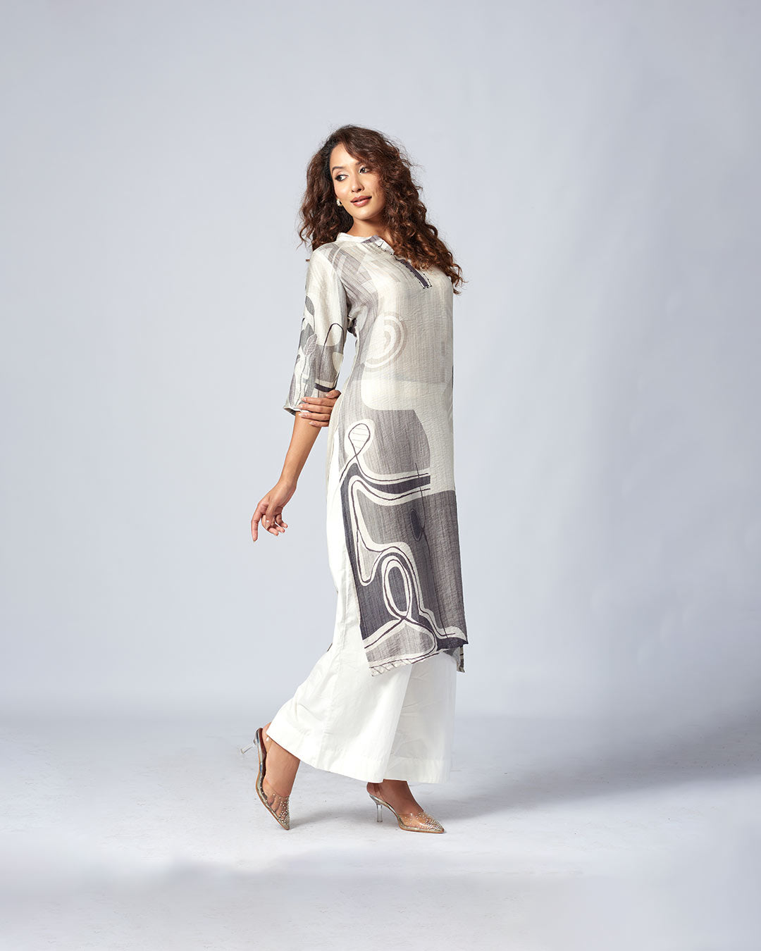 Urban Canvas – Abstract Print Kurthi