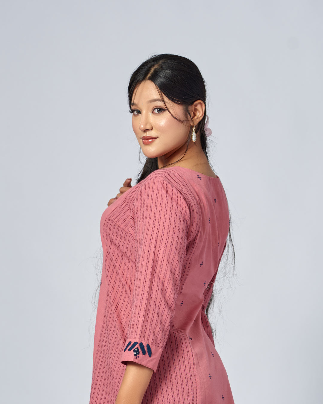 Blush Threadplay Kurthi