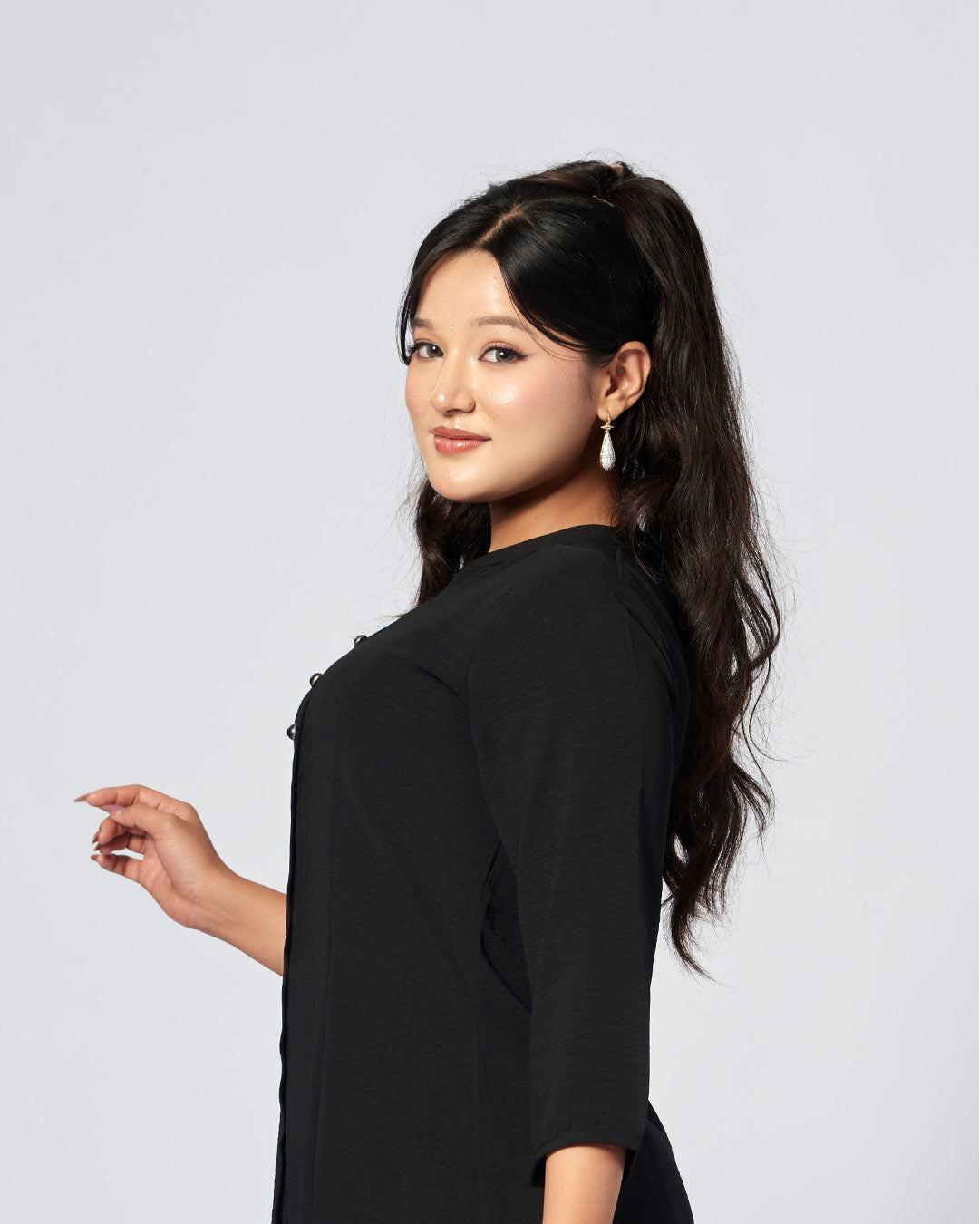 Midnight Grace – Solid Black Long Kurthi