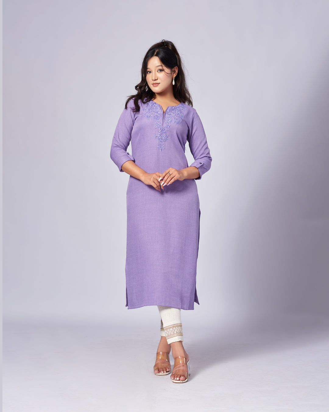 Lavender Whisper – Embroidered Cotton-Linen Kurthi