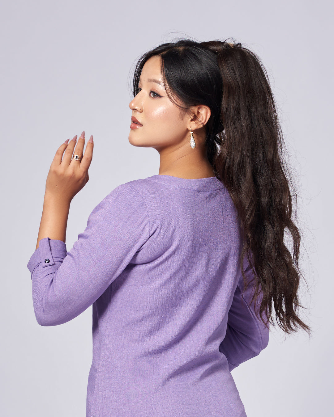 Lavender Whisper – Embroidered Cotton-Linen Kurthi